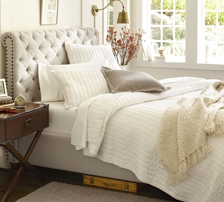 Pottery barn chesterfield bed discount